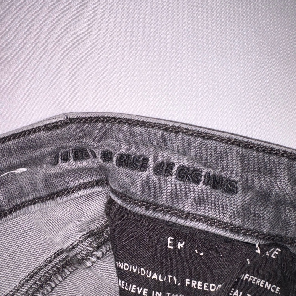 American Eagle Size 0 Black Distressed Super Hi Rise Skinny Jegging Jeans - Picture 7 of 10